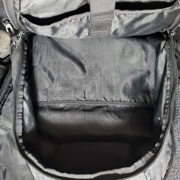 OGIO Prospect Professional Utility Backpack - Picture 3 of 11
